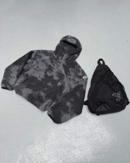 A Mertra Ninja Hoodie & Bags Set